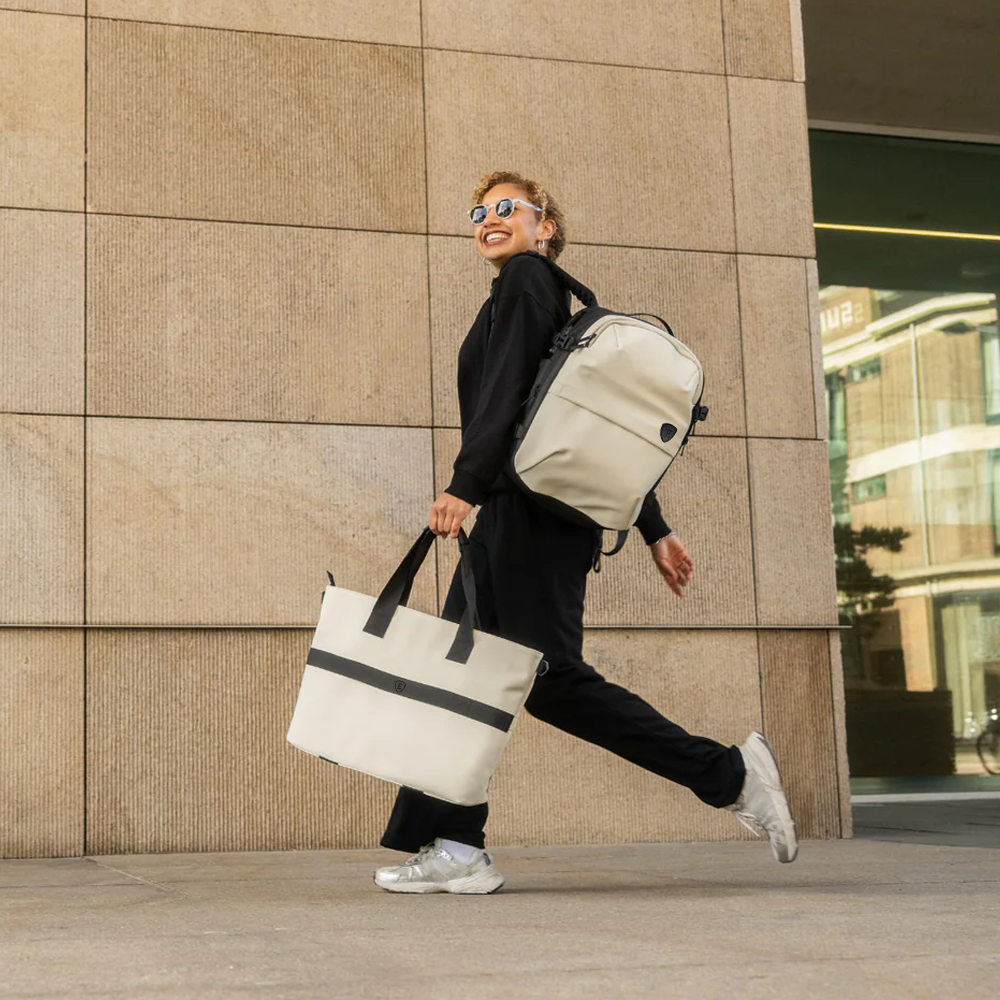 PREVENTA Pack Air Backpack Sand