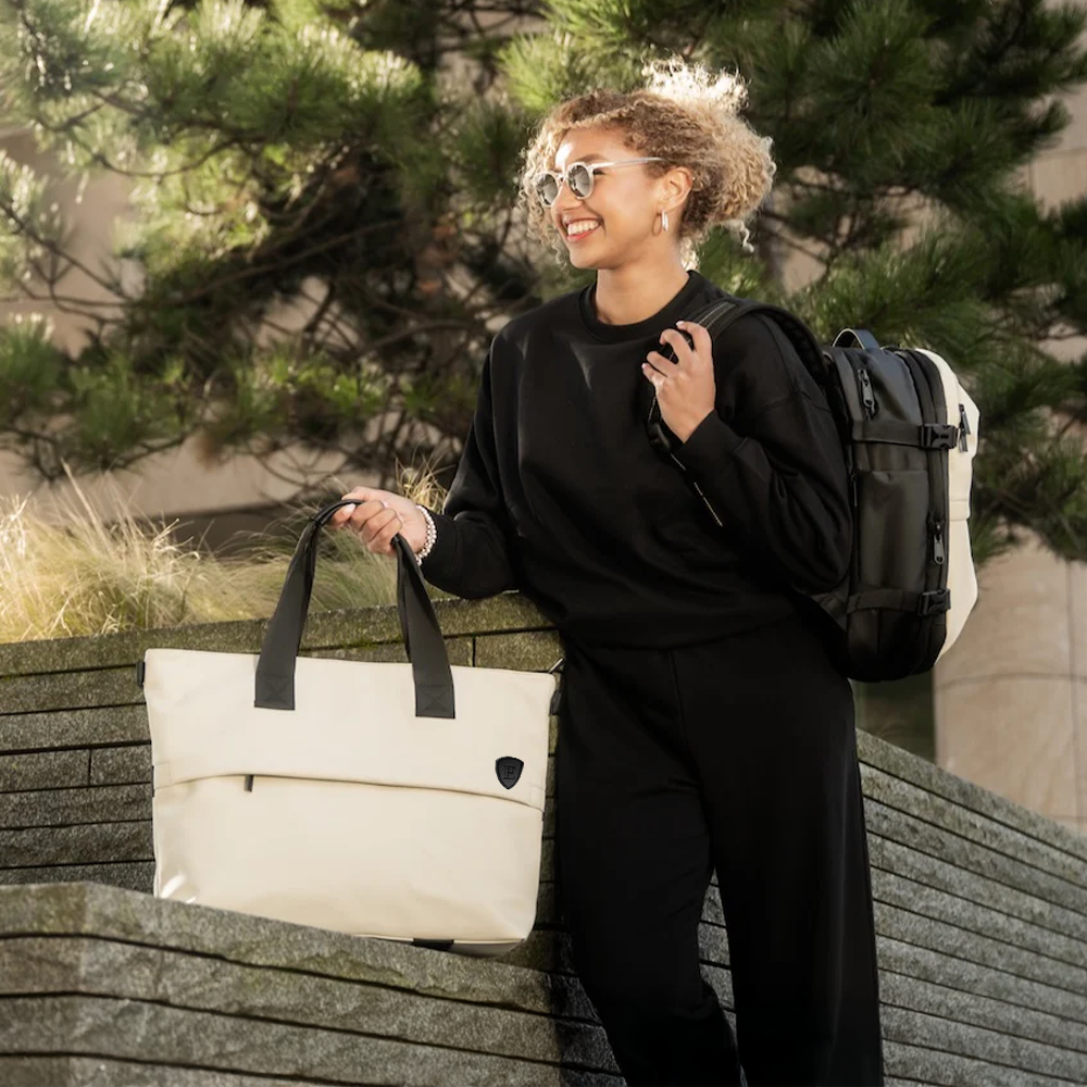 PREVENTA Air Tote Bag Sand