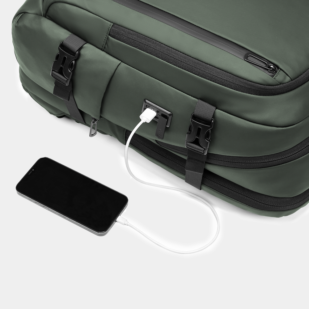 Tech Backpack Green