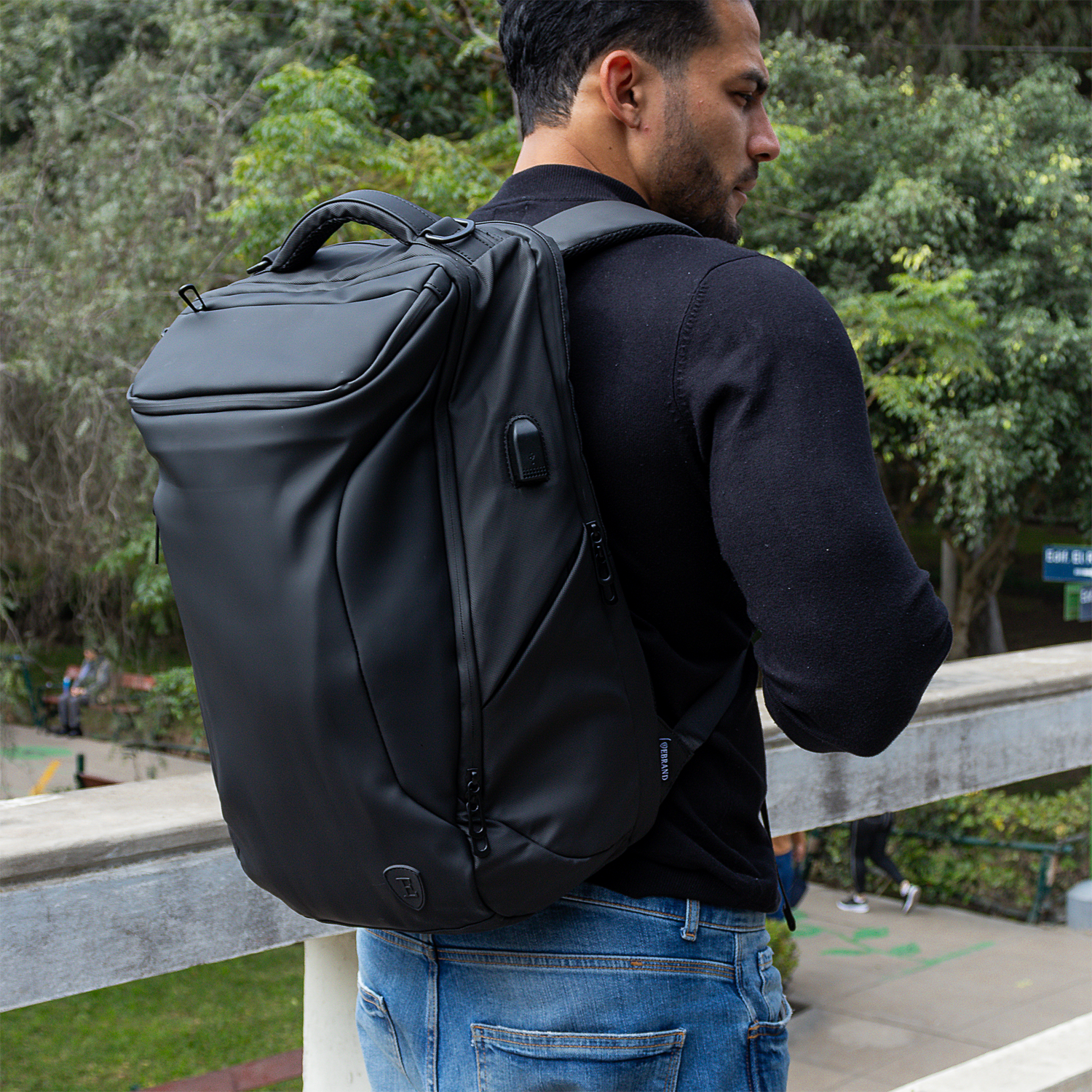 PREVENTA The Business Backpack
