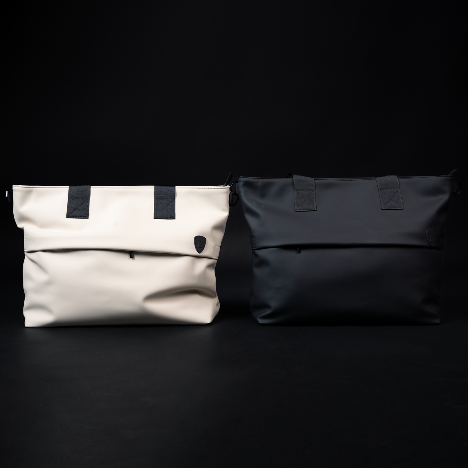 PREVENTA Pack Air Tote Bag Black