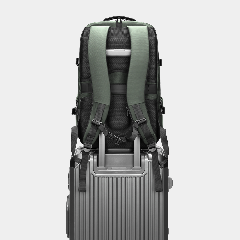 Tech Backpack Green