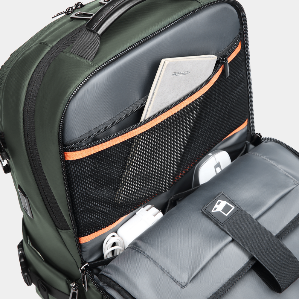 Tech Backpack Green